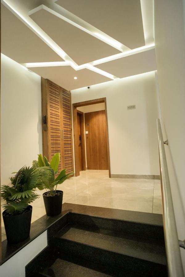 Sulu Residency Hotel Kochi Eksteriør billede